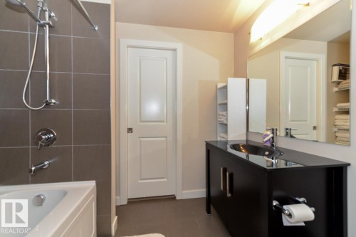 302 9316 82 Avenue, Edmonton, AB 