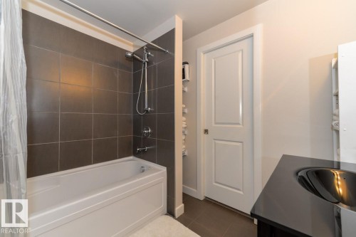 302 9316 82 Avenue, Edmonton, AB 