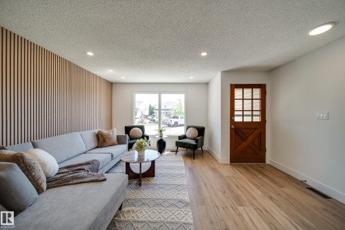 10343 172 Avenue, Edmonton, AB 