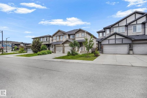 809 Cavanagh Heath, Edmonton, AB 
