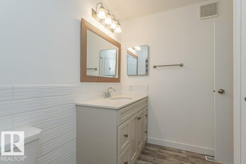 11 1503 Mill Woods Road E, Edmonton, AB 