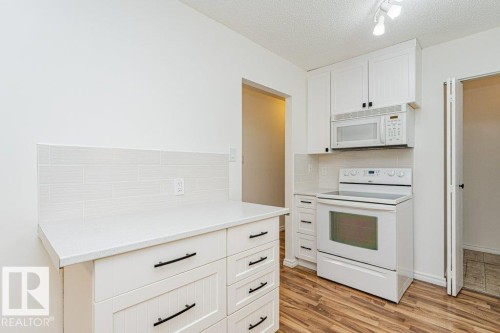 11 1503 Mill Woods Road E, Edmonton, AB 
