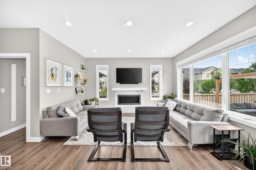 8548 Cushing Place Sw, Edmonton, AB 