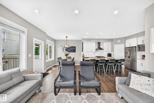 8548 Cushing Place Sw, Edmonton, AB 