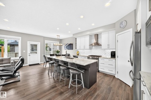 8548 Cushing Place Sw, Edmonton, AB 