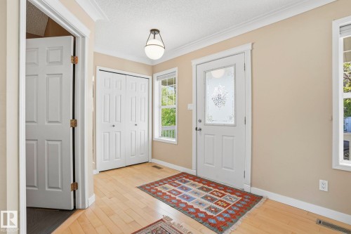 2049 Tanner Wynd Nw, Edmonton, AB - Indoor Photo Showing Other Room