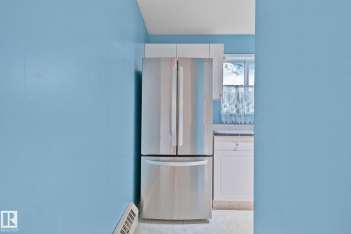 #318 17109 67 Av Nw, Edmonton, AB - Indoor