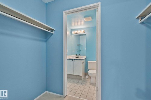 #318 17109 67 Av Nw, Edmonton, AB - Indoor Photo Showing Bathroom