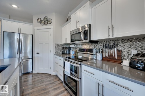 Kitchen - 101 Hilldowns Drive, Spruce Grove, AB 