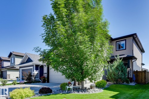 Front house - 101 Hilldowns Drive, Spruce Grove, AB 