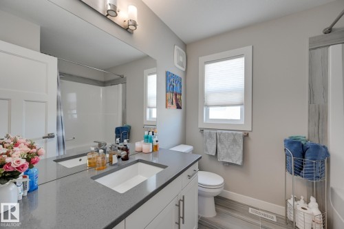 Bathroom - 101 Hilldowns Drive, Spruce Grove, AB 