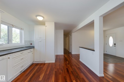 6108 84 Avenue, Edmonton, AB 