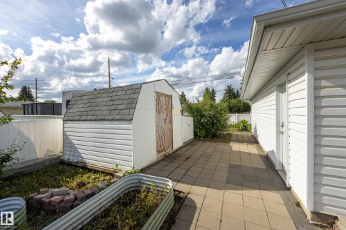 6108 84 Avenue, Edmonton, AB 