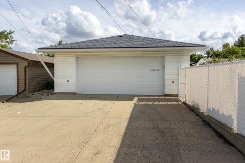 6108 84 Avenue, Edmonton, AB 