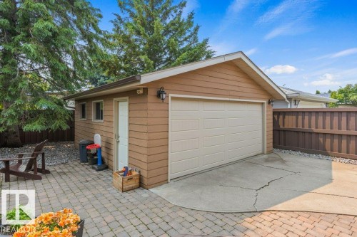 15 Anita Crescent, St. Albert, AB 