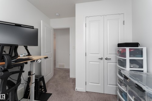 2522 152 Avenue Nw, Edmonton, AB - Indoor Photo Showing Other Room