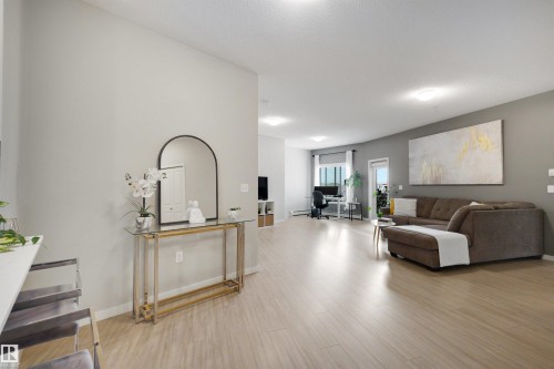 437 1818 Rutherford Road, Edmonton, AB - Indoor
