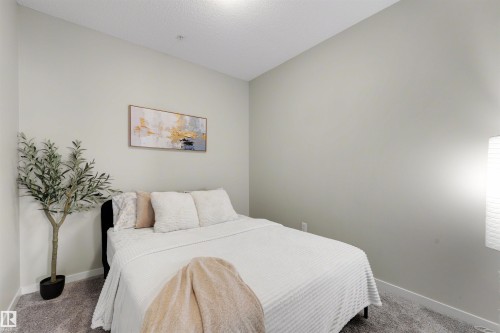 437 1818 Rutherford Road, Edmonton, AB - Indoor Photo Showing Bedroom