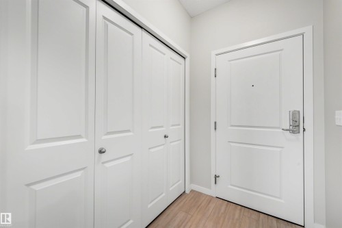 437 1818 Rutherford Road, Edmonton, AB - Indoor Photo Showing Other Room
