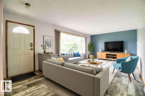 5626 51 Avenue, St. Paul Town, AB - Indoor Photo Showing Living Room