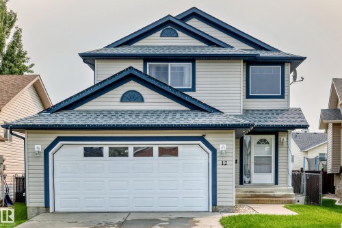 12 HALSTED Court  Spruce Grove, AB T7X 2V6