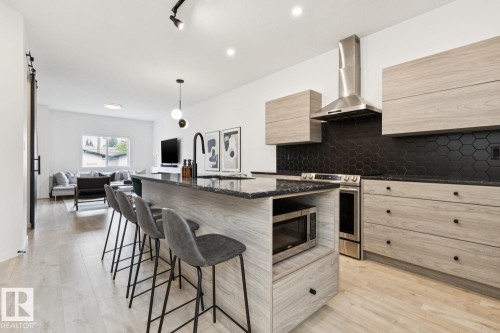 10526 157 Street, Edmonton, AB 
