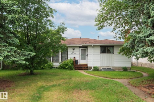 63 WAVERLEY Crescent  Spruce Grove, AB T7X 1N9