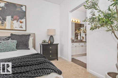 #302 160 Magrath Rd Nw, Edmonton, AB - Indoor Photo Showing Bedroom