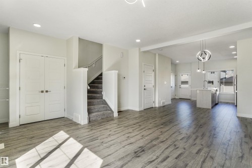 9455 Colak Lane Sw, Edmonton, AB - Indoor