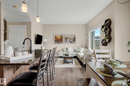 22609 94A Avenue Nw, Edmonton, AB - Indoor