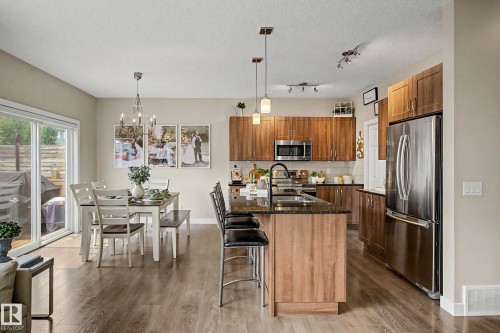 22609 94A Avenue Nw, Edmonton, AB - Indoor