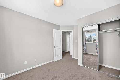 #21 8716 179 Av Nw, Edmonton, AB - Indoor Photo Showing Other Room