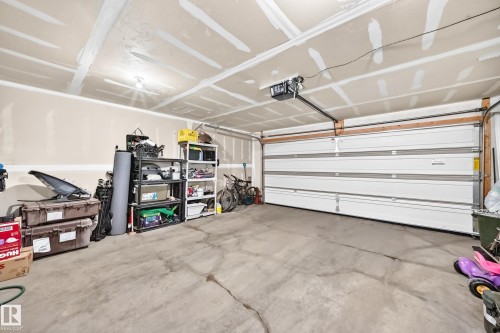 #21 8716 179 Av Nw, Edmonton, AB - Indoor Photo Showing Garage