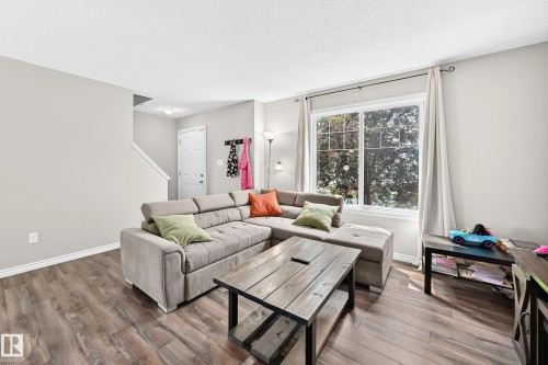 #21 8716 179 Av Nw, Edmonton, AB - Indoor Photo Showing Living Room