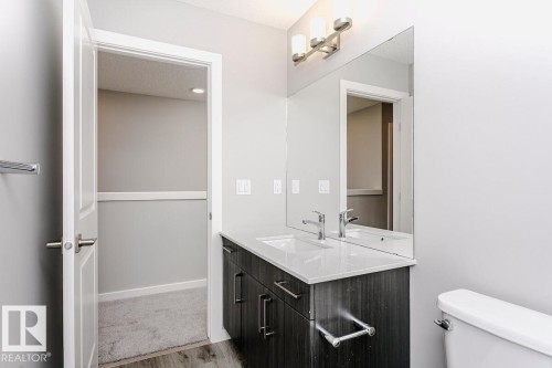344 Hawthorn Way, Leduc, AB - Indoor Photo Showing Bathroom