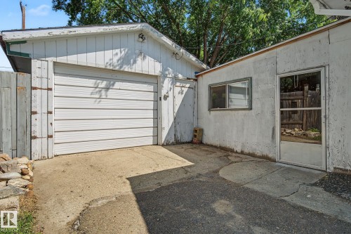 5116 49 Avenue, Onoway, AB 