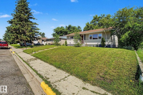 5116 49 Avenue, Onoway, AB 