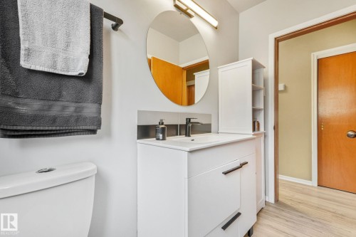 13307 133 Avenue, Edmonton, AB 