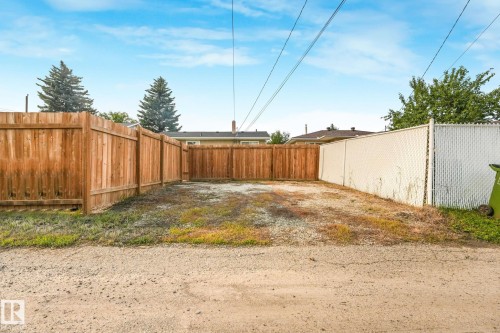 13307 133 Avenue, Edmonton, AB 