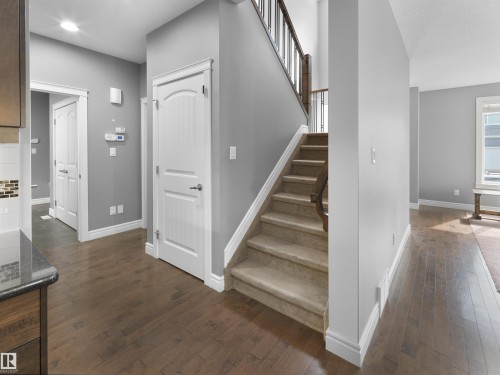 17119 5 Avenue, Edmonton, AB - Indoor Photo Showing Other Room