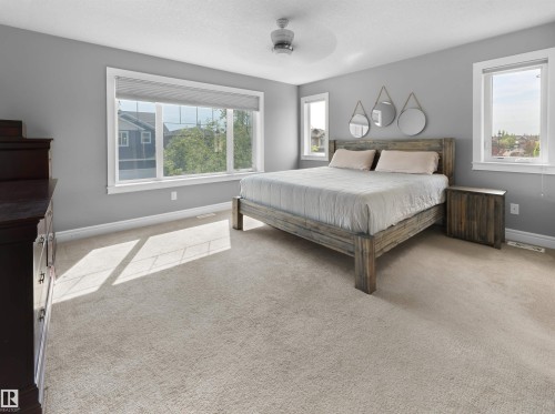 17119 5 Avenue, Edmonton, AB - Indoor Photo Showing Bedroom