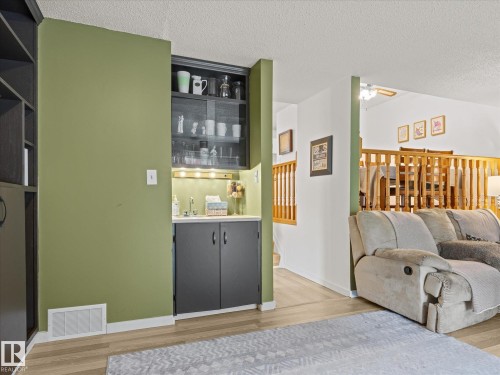 9014 184 Street, Edmonton, AB 