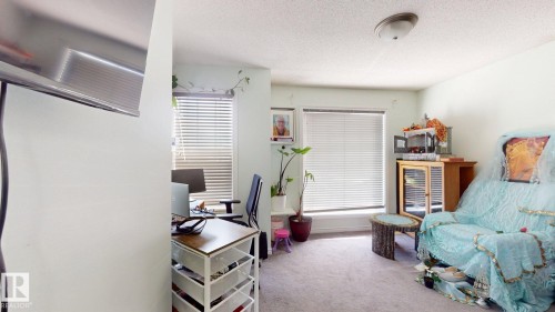 1808 36 Avenue Nw, Edmonton, AB - Indoor