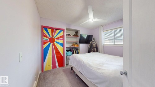 1808 36 Avenue Nw, Edmonton, AB - Indoor Photo Showing Bedroom