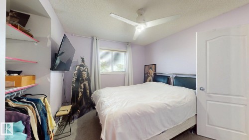 1808 36 Avenue Nw, Edmonton, AB - Indoor Photo Showing Bedroom