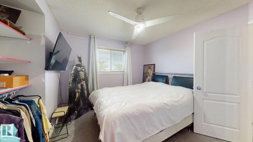 1808 36 Avenue Nw, Edmonton, AB - Indoor Photo Showing Bedroom