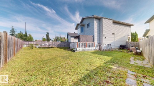 1808 36 Avenue Nw, Edmonton, AB - Outdoor