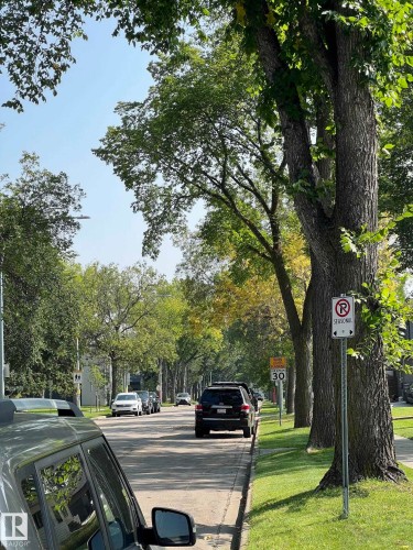 Image quality insufficient for description - 7923 94 Avenue Nw, Edmonton, AB 
