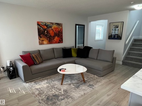 2057 69A Street, Edmonton, AB 