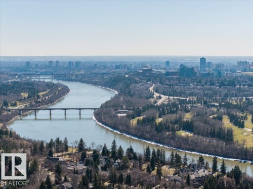 613 13910 Stony Plain Road, Edmonton, AB 